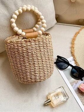 Beaded Handle Straw Bucket Bag in Natural